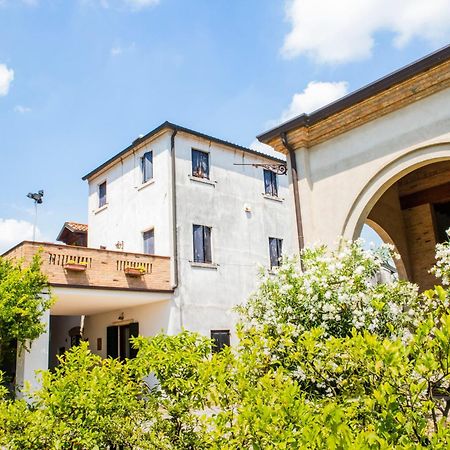 B&B La Villa Del Vecchio Platano Vigonovo  Εξωτερικό φωτογραφία